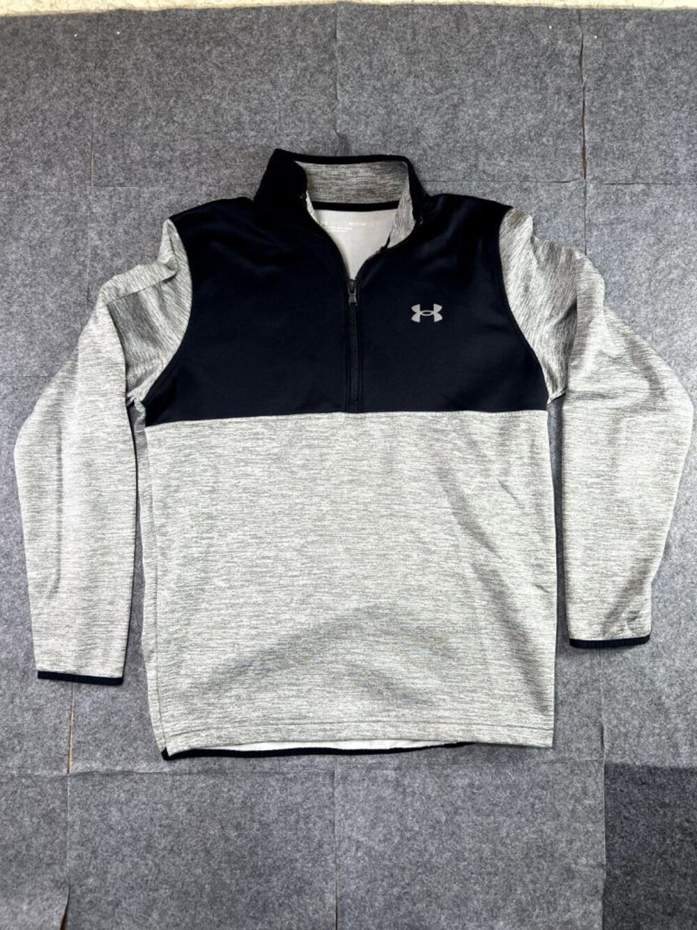 Under Armour Grey Sweater M